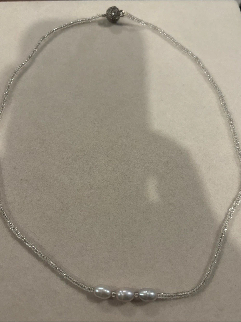 Pearl Pendant Necklace in Silver & White